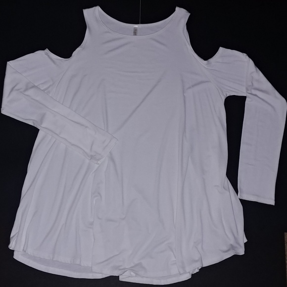 Tops - ⚡Lyss Loo cold shoulder long sleeve top